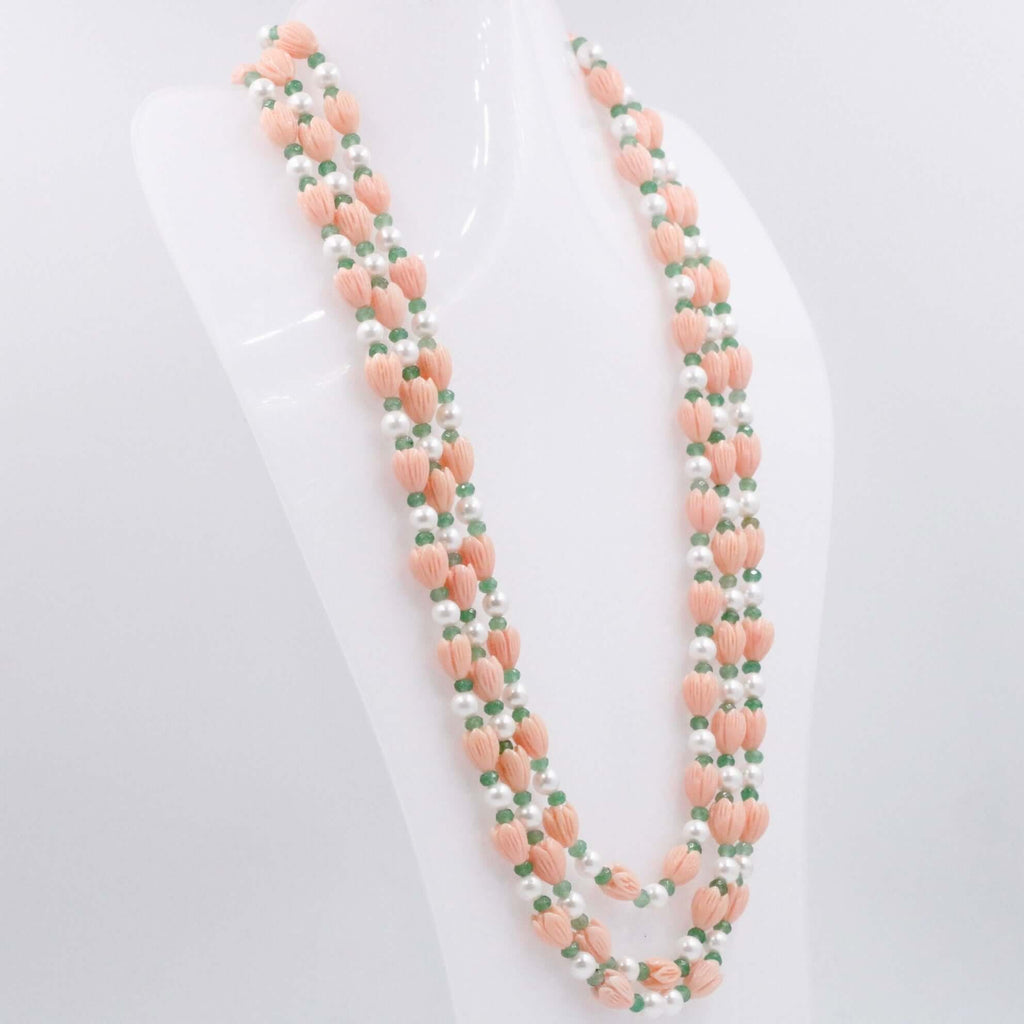 Beautiful Quartz Gemstone Necklace with Tulip Design