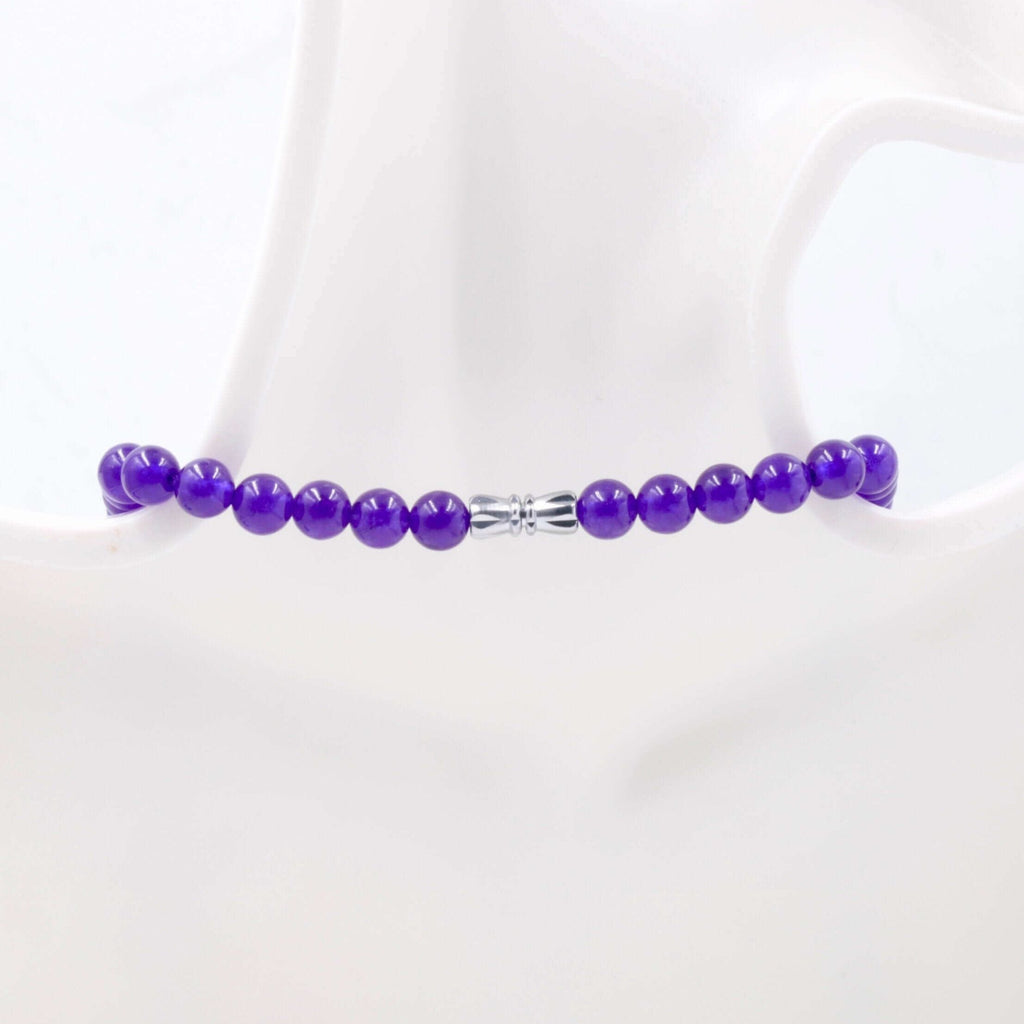 Violet Quartzite Beads Necklace: Polished Gemstone Detail