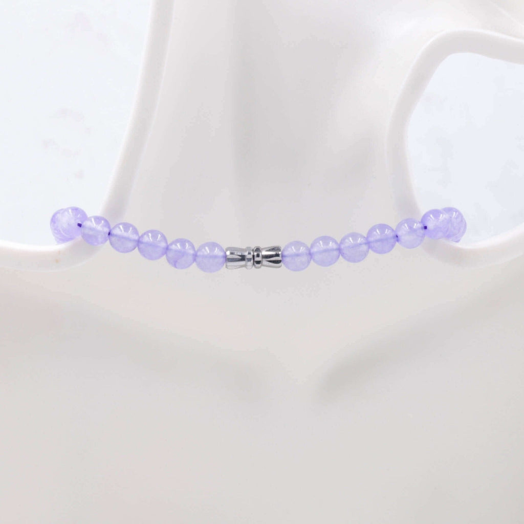 Purple Quartzite Beads Necklace: Polished Gemstone Detail