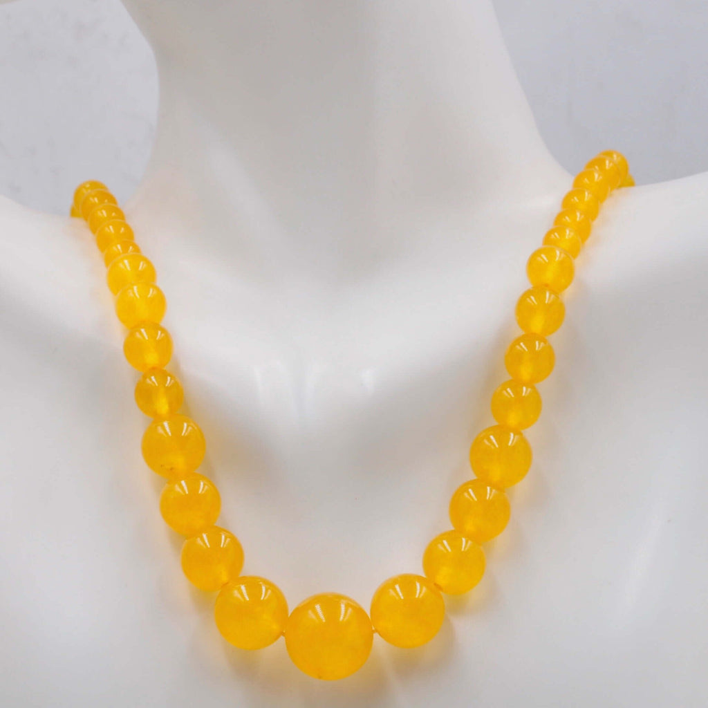 Yellow Quartzite Necklace: Polished Stone Beauty