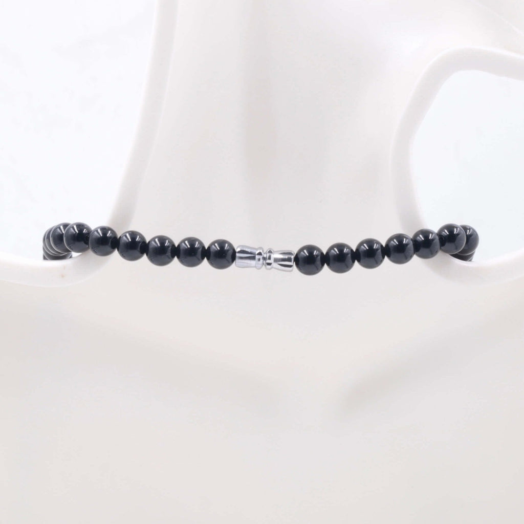 Black Quartzite Necklace: Polished Stone Beauty