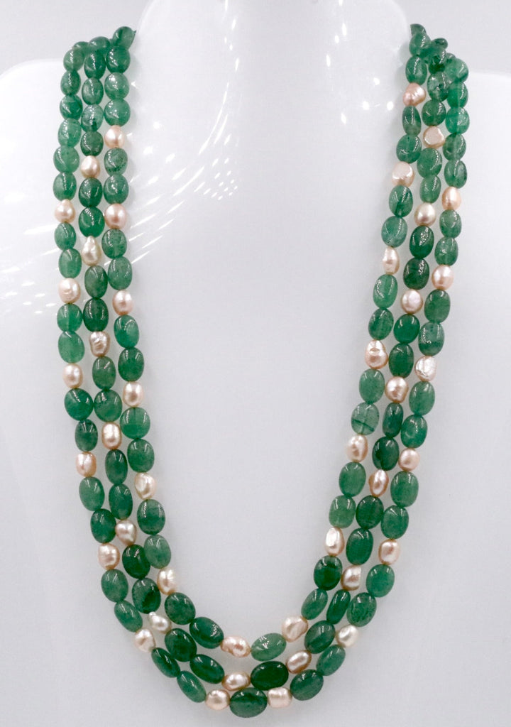 Indian necklace featuring emerald quartz and cultured pearls