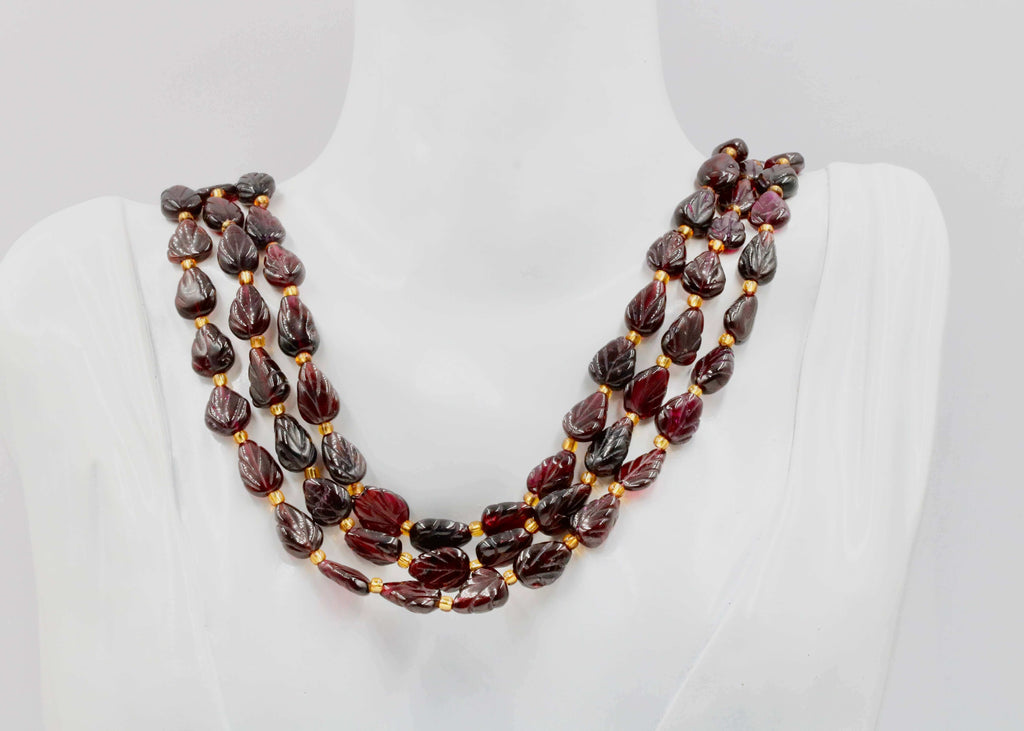 Beaded Rhodolite Necklace: Radiant Gemstone Accent